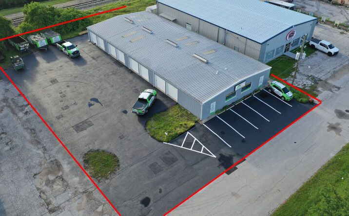 Pictures of Industrial, Retail property located at 1700 Steadley Ave, Punta Gorda, FL 33950 for sales - image #1