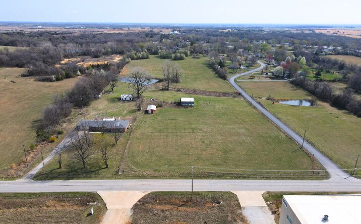 Pictures of Land property located at 2105 S Hall St, Webb City, MO 64870 for sales - image #1