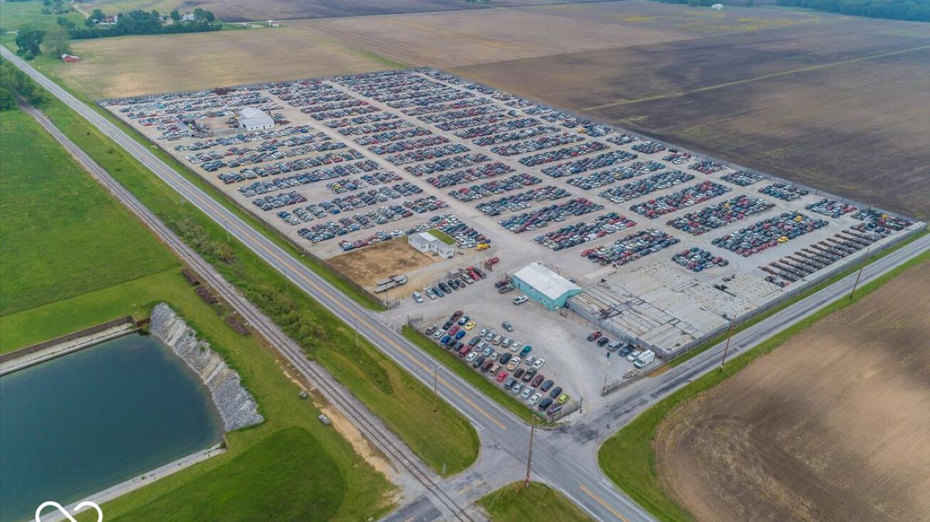 664 N 1300 E, IN 47926