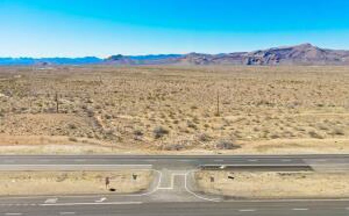Pictures of Land property located at 0 Highway 93, Kingman, AZ 86409 for sales - image #1