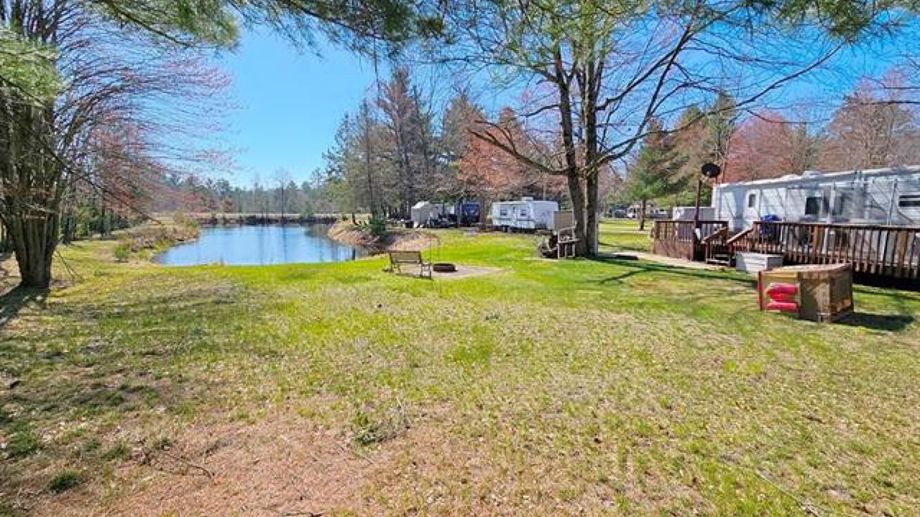 1221 WI173, Babcock, WI 54413