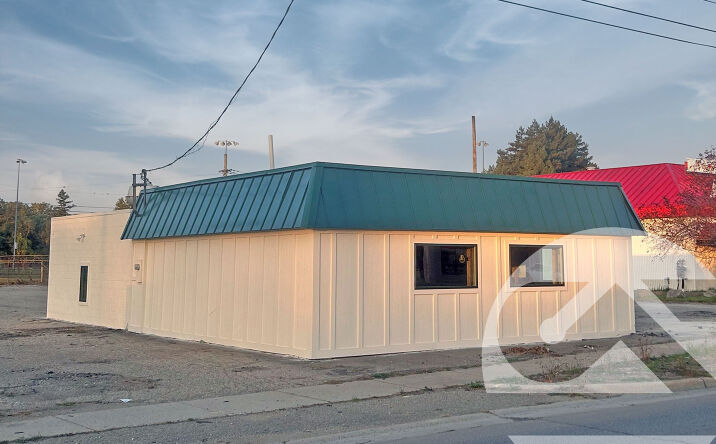 Pictures of Retail property located at 4355 Dixie Hwy, Waterford Township, MI 48329 for sales - image #1