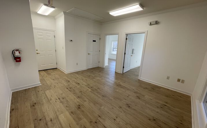Pictures of Office property located at 111 Windel Dr, Raleigh, NC 27609 for sales - image #1