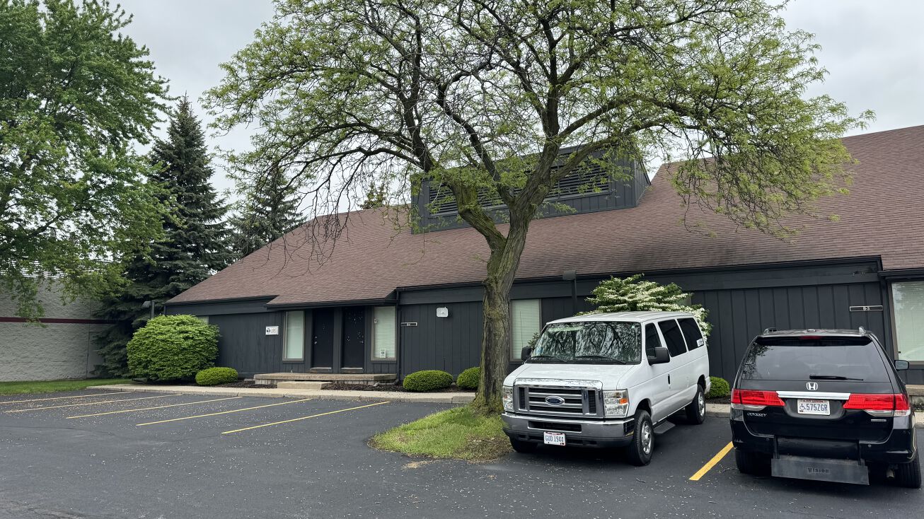 Pictures of Office property located at 1615 Holland Rd, Maumee, OH 43537 for sales - image #1