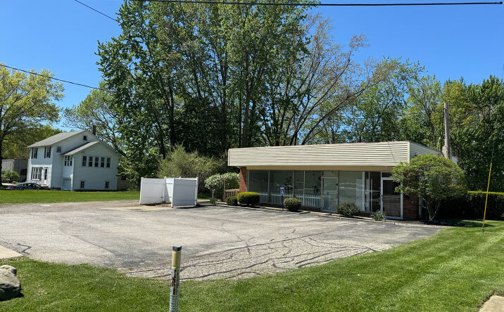 Pictures of Office, Retail property located at 1344 W Jackson St, Painesville, OH 44077 for sales - image #1