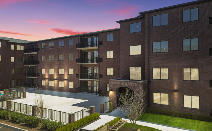 Pictures of Multifamily property located at 1 Scarboro Ave, Staten Island, NY 10305 for sales - image #1