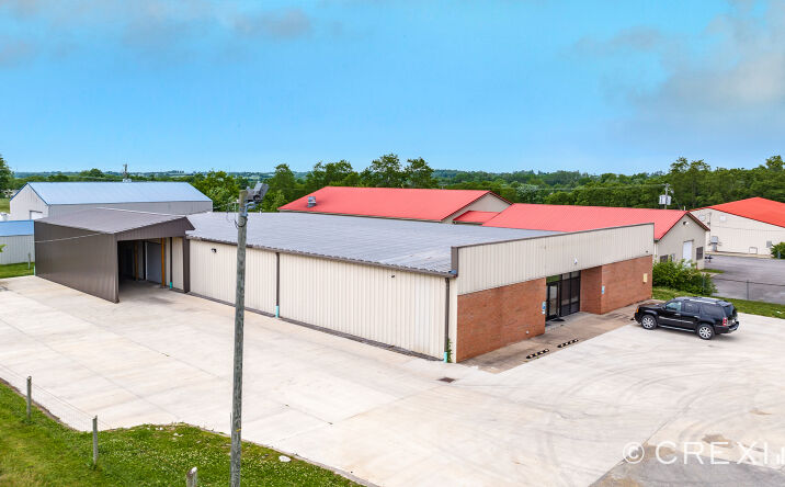 Pictures of Retail property located at 541 Pine Crest Rd, Lancaster, KY 40444 for comps - image #1