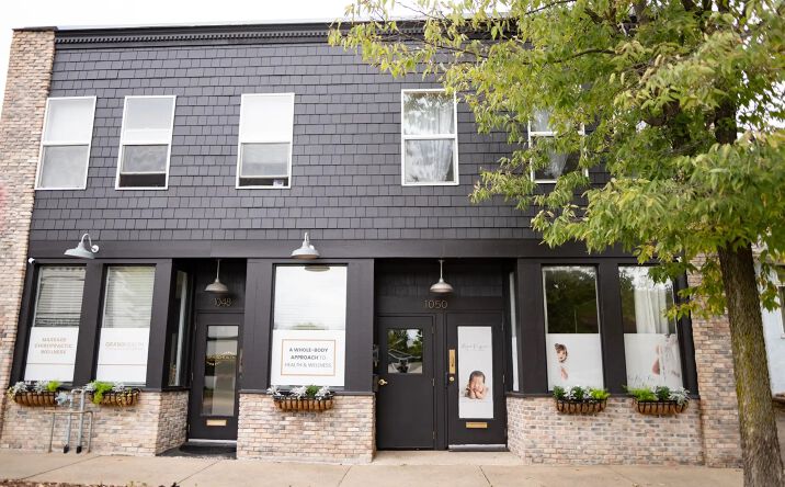 Pictures of Mixed Use property located at 1050 Selby Ave, Saint Paul, MN 55104 for sales - image #1