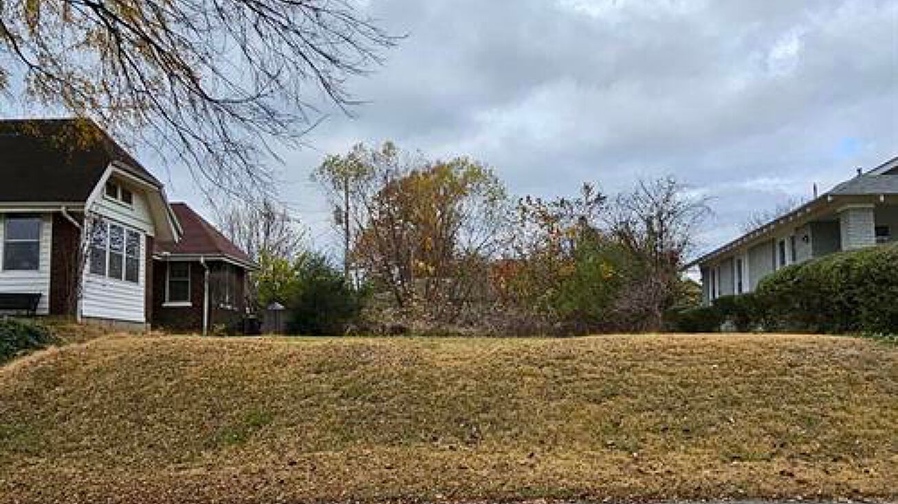 1744 Glenview Ave, Memphis, TN 38114