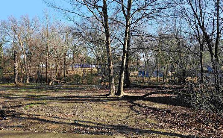 Pictures of Land property located at 3506 Meyers Rd, Memphis, TN 38108 for sales - image #1