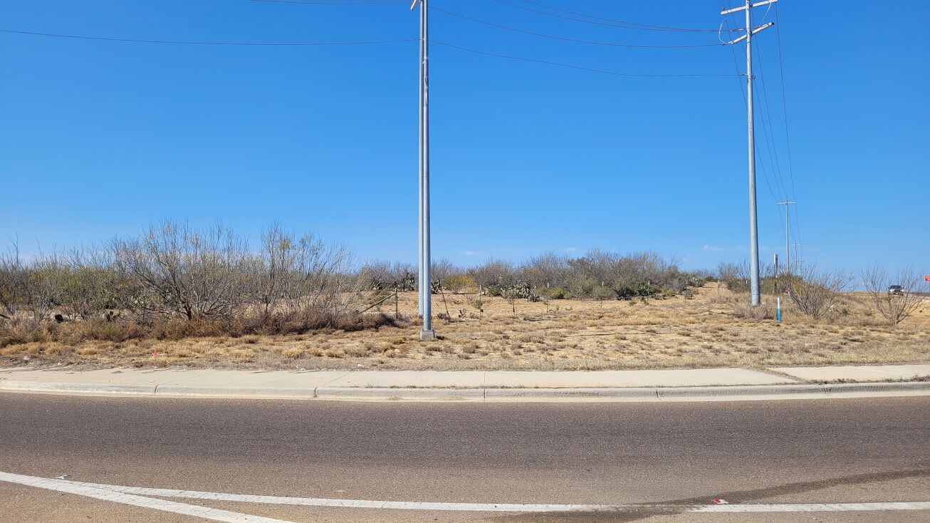 Cuatro Vientos Loop and Cielito Lindo, Laredo, TX 78046