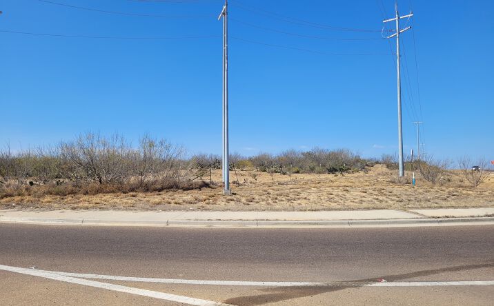 Pictures of Land property located at Cuatro Vientos Loop and Cielito Lindo, Laredo, TX 78046 for sales - image #1