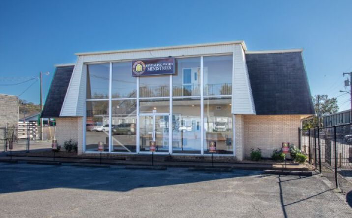 Executive Offices for Sale in davidson county | Crexi