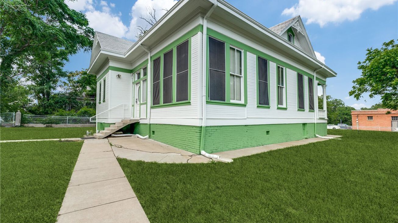 9248 Fm 725, McQueeney, TX 78123