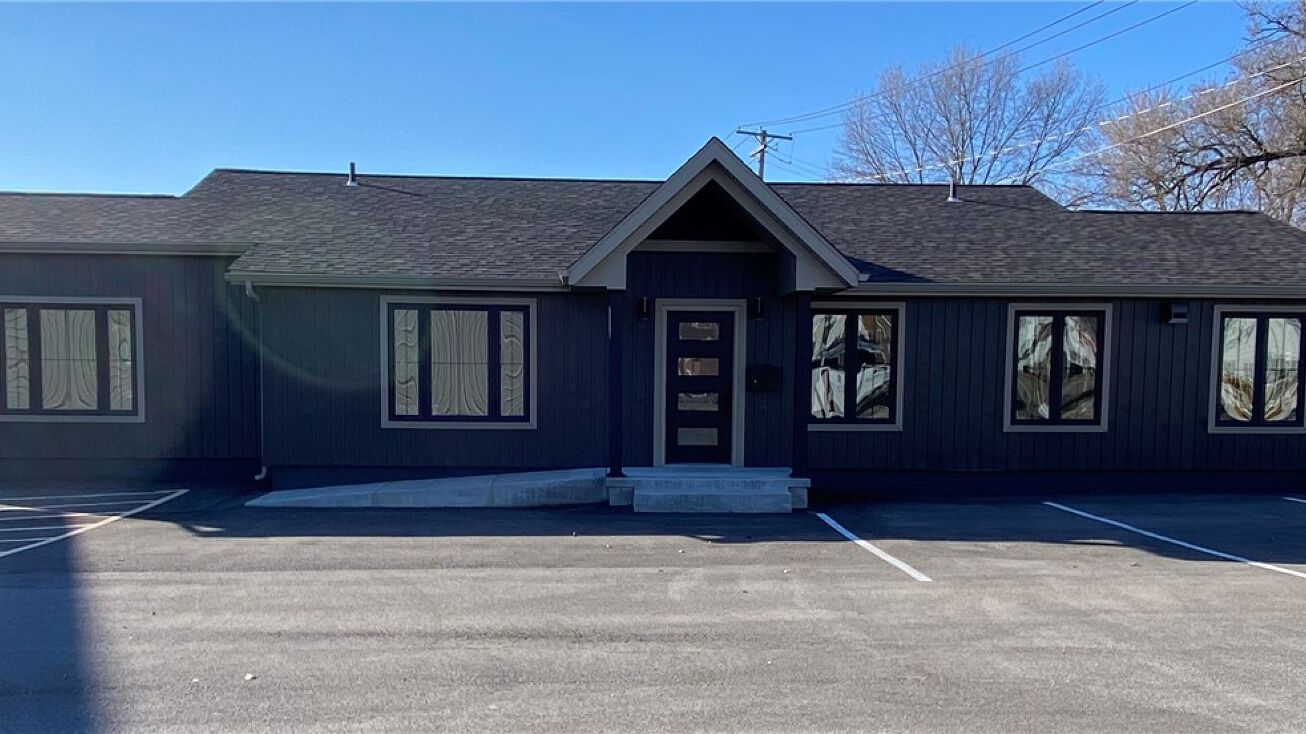 207 W St Anthony Ave, Effingham, IL 62401