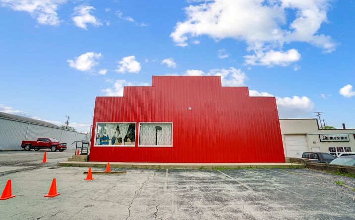 Pictures of Retail, Office, Special Purpose property located at 1026 Jefferson Street, Greenfield, OH 45123 for sales - image #1