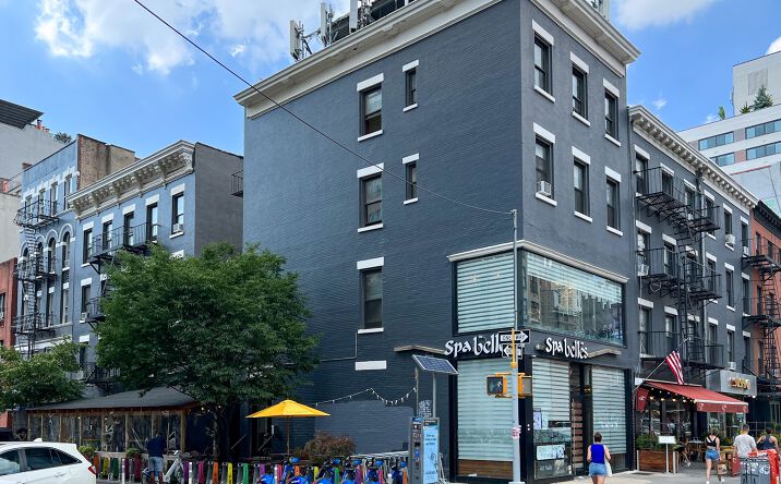 Pictures of Mixed Use, Multifamily property located at 205 W 20th St, New York, NY 10011, 203 W 20th St, New York, NY 10011, 170 7th Ave, New York, NY 10011, 172 7th Ave, New York, NY 10011, 174 7th Ave, New York, NY 10011 for sales - image #1
