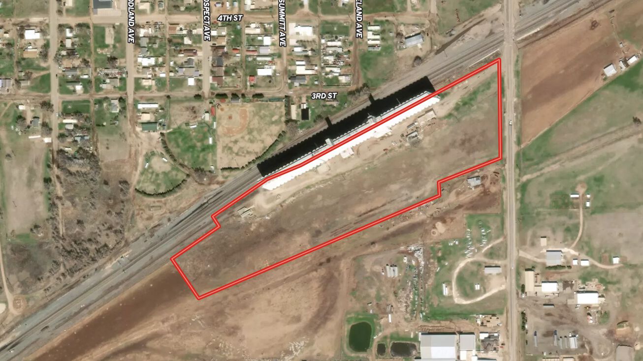 S Main St, Friona, TX 79035