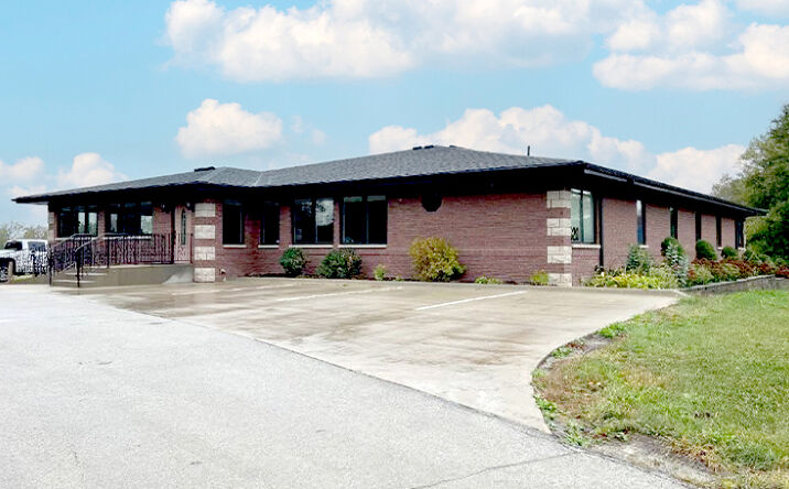 Pictures of Office property located at 820 W Summit St, Winterset, IA 50273 for sales - image #1