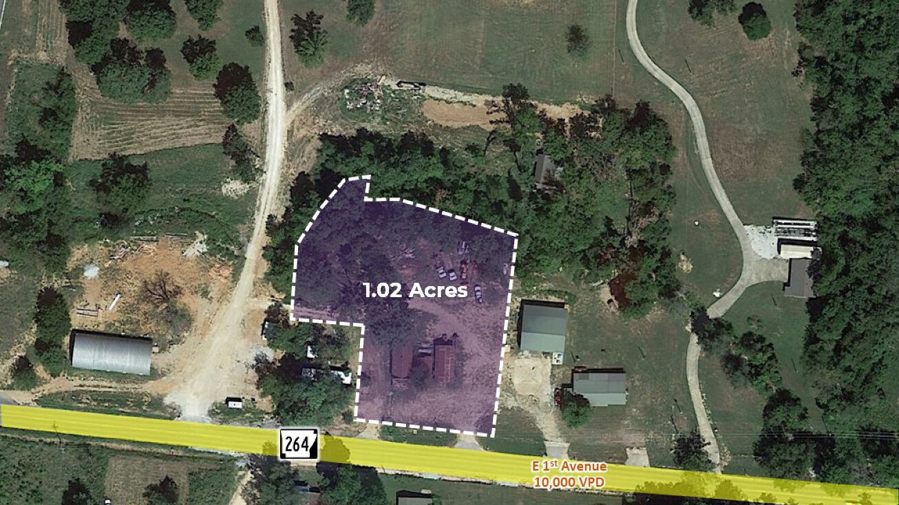 2524 E 1st Ave, Bentonville, AR 72713