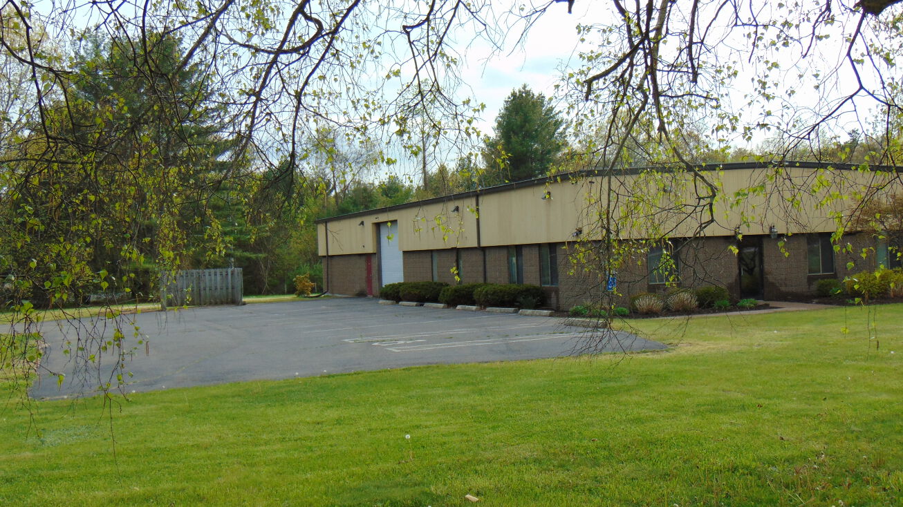 345 N Main St, Marlborough, CT 06447