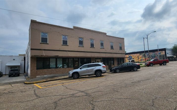 Pictures of Retail, Land property located at 304 E Commerce St, Mexia, TX 76667 for sales - image #1