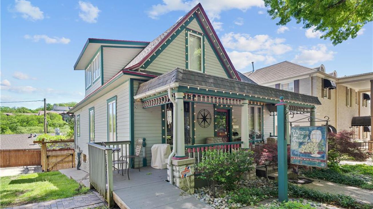 405 Main Street, Parkville, MO 64152