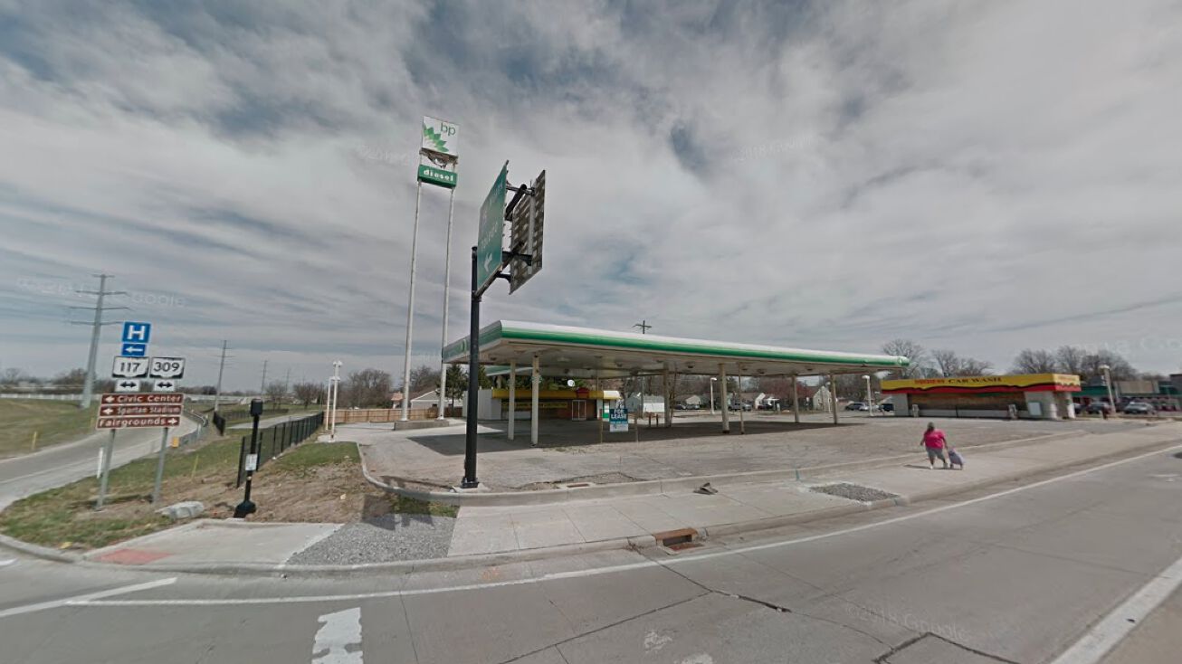 1703 Harding Hwy, Lima, OH 45804