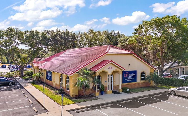 Pictures of Office property located at 700 Doctors Ct, Leesburg, FL 34748 for sales - image #1