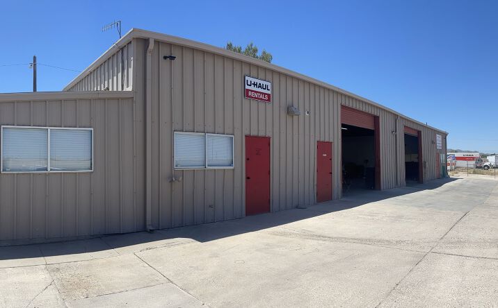 Pictures of Industrial property located at 5100 & 5120 N La Cholla Blvd, Tucson, AZ 85705 for comps - image #1