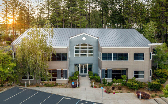 Pictures of Office property located at 350 Crown Point Cir, Grass Valley, CA 95945 for sales - image #1