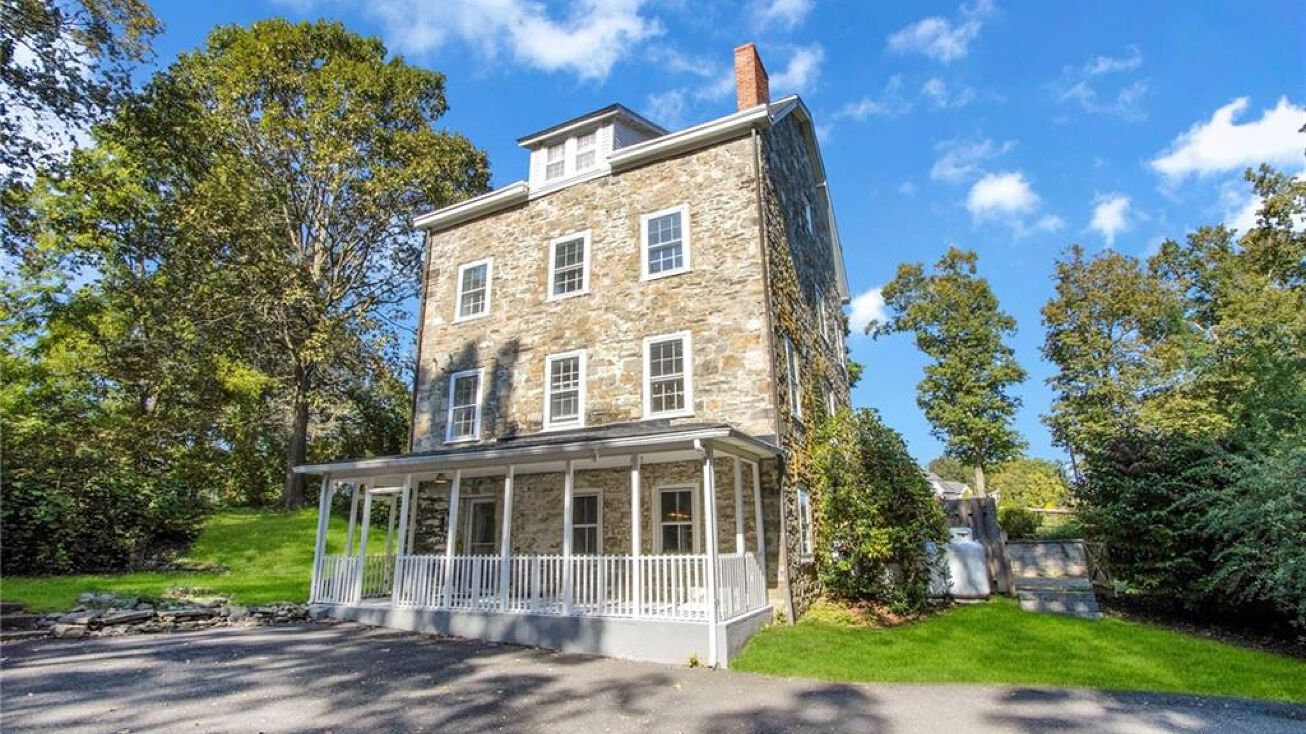 375 Angola Rd, Cornwall, NY 12518