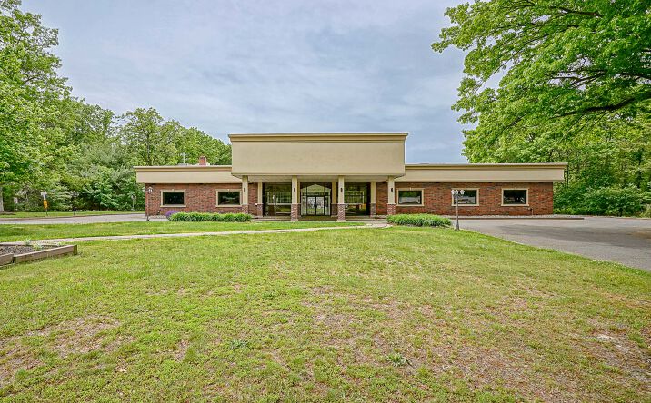Pictures of Retail property located at 1351 N Black Horse Pike, Monroe, NJ 08094 for sales - image #1