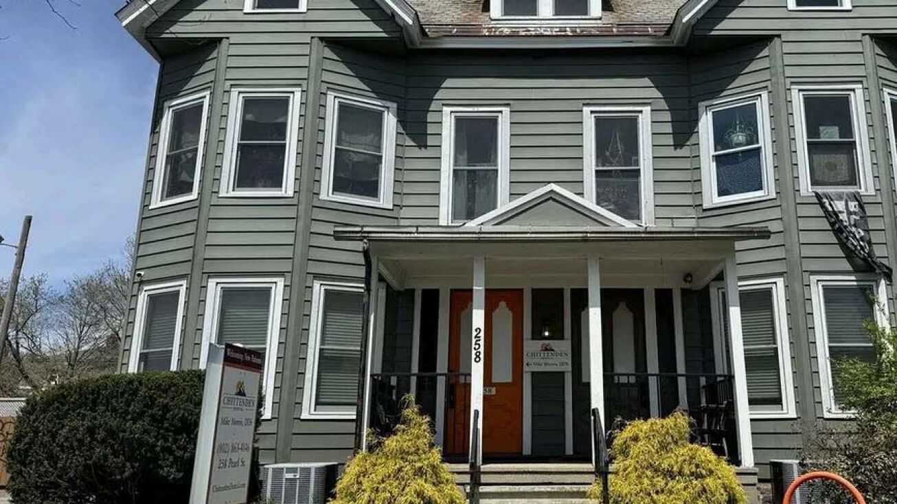 Pictures of Multifamily, Office, Mixed Use property located at 256-258 Pearl St, Burlington, VT 05401 for sales - image #1