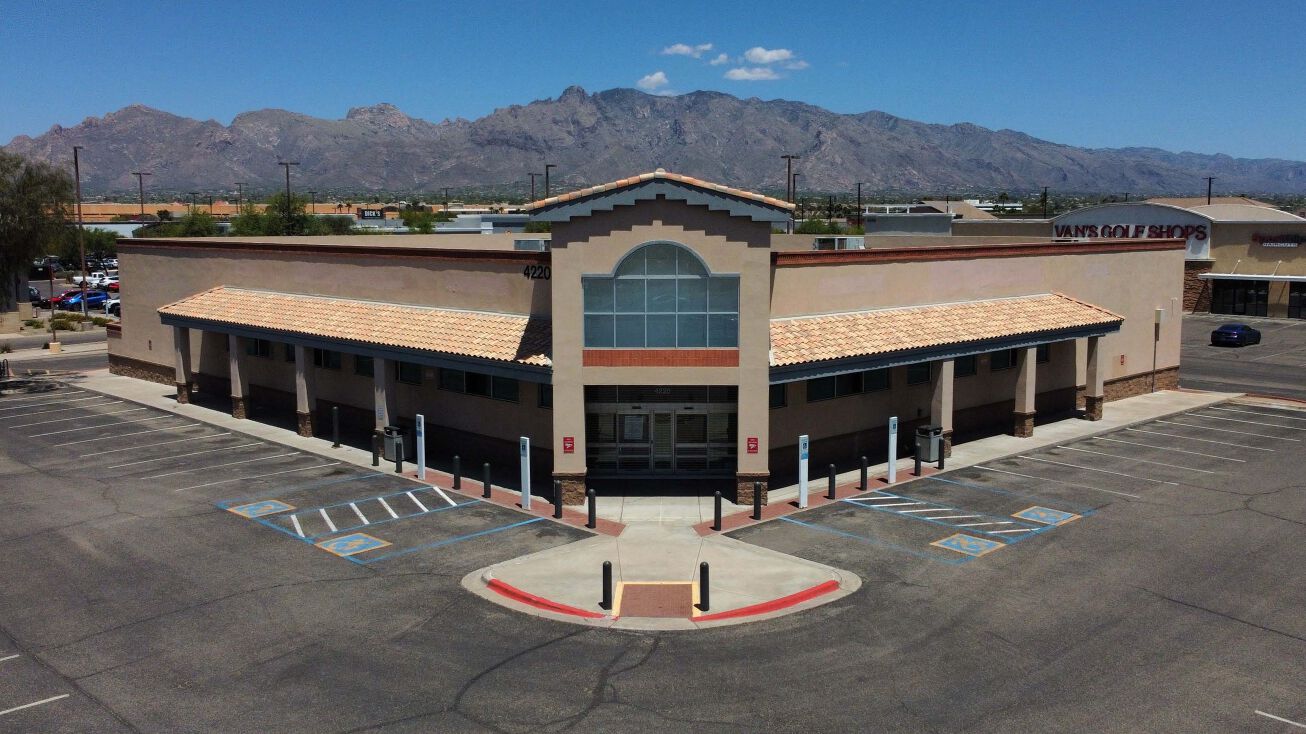 4220 N Oracle Rd, Tucson, AZ 85705