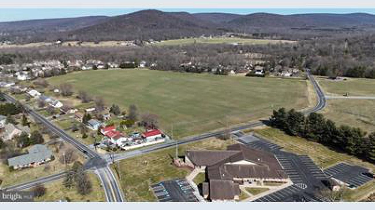 Old Rd, Waynesboro, PA 17268