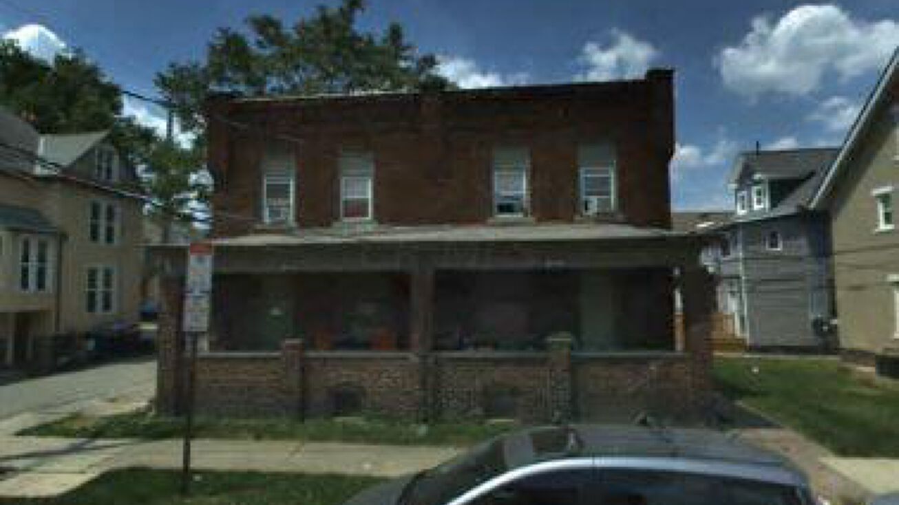 1587 Indianola Avenue, Columbus, OH 43201