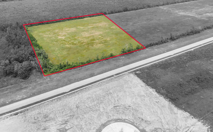 Pictures of Land property located at Gill Pkwy, Mont Belvieu, TX 77523 for sales - image #1