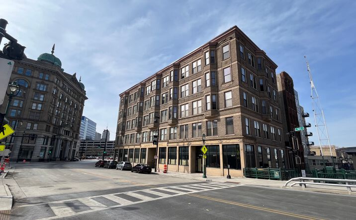 Pictures of Retail property located at 108 W Wells St, Milwaukee, WI 53203 for sales - image #1