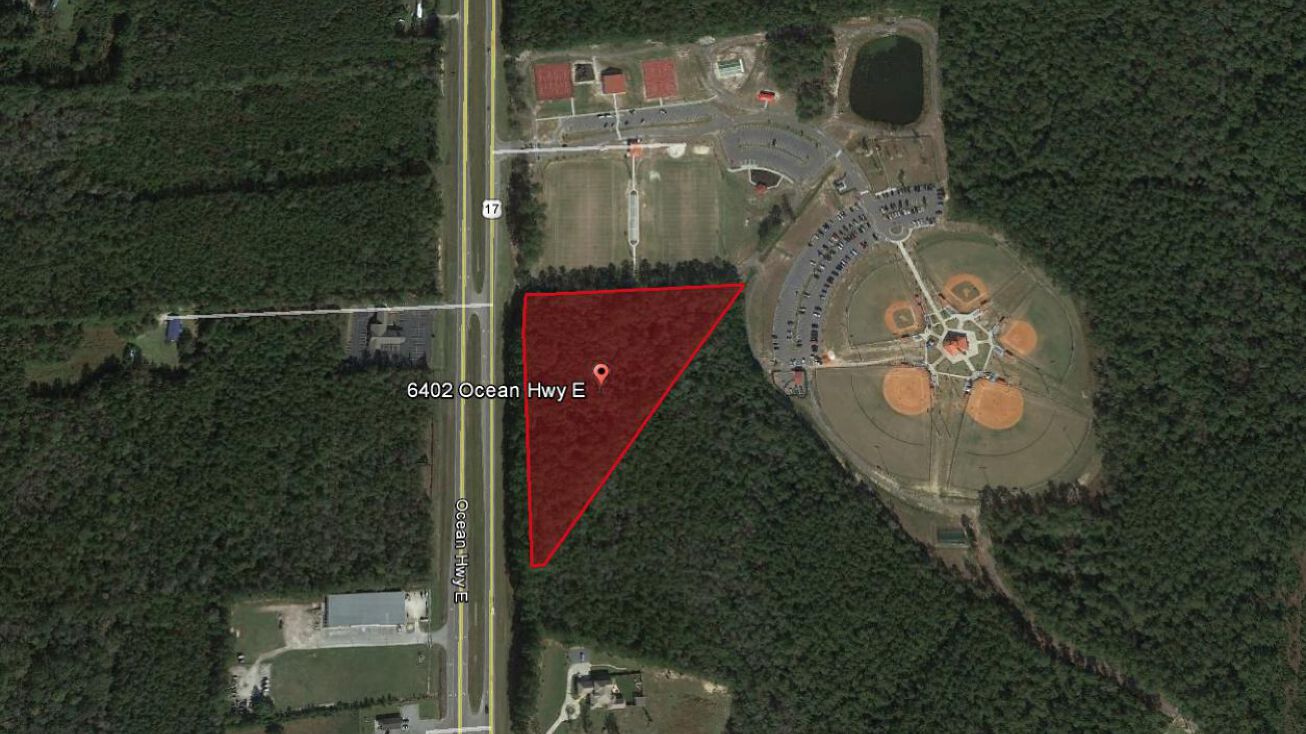 6402 Ocean Hwy E, Winnabow, NC 28479