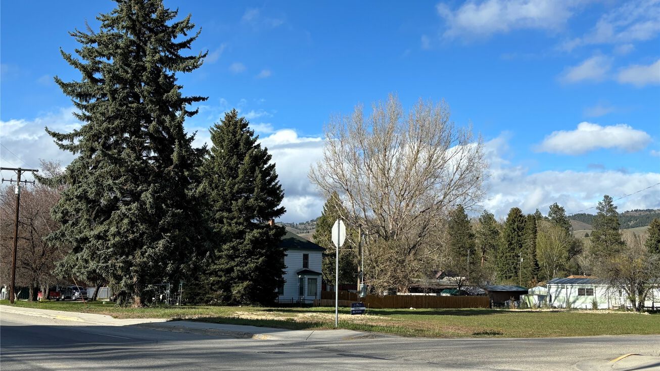 304 N Main Street, Darby, MT 59829