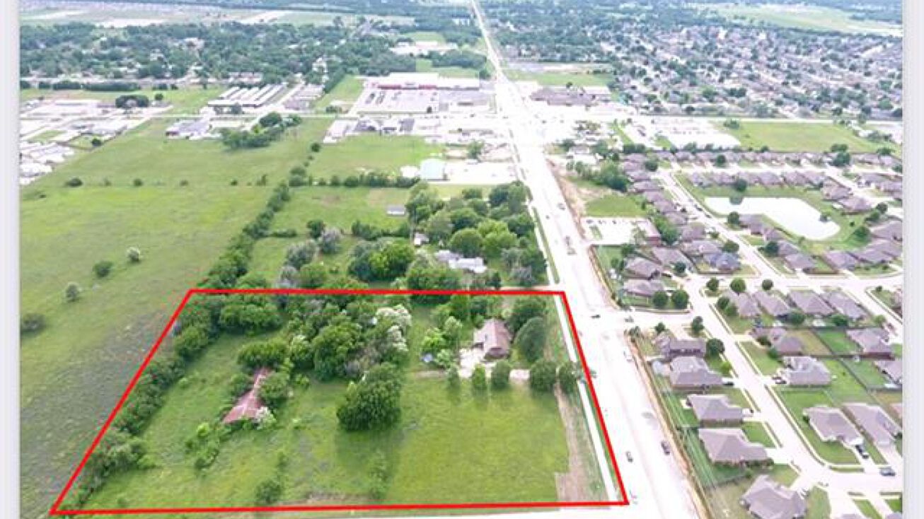 11702 E 116th St N, Collinsville, OK 74021