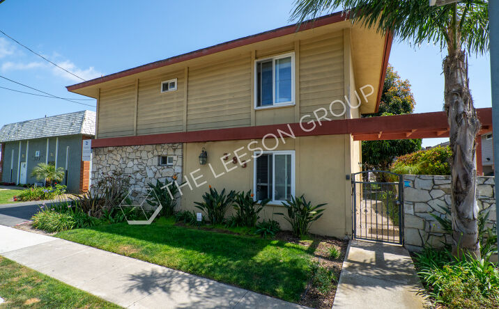 Pictures of Multifamily property located at 383 West Wilson Street, Costa Mesa, CA 92627 for sales - image #1
