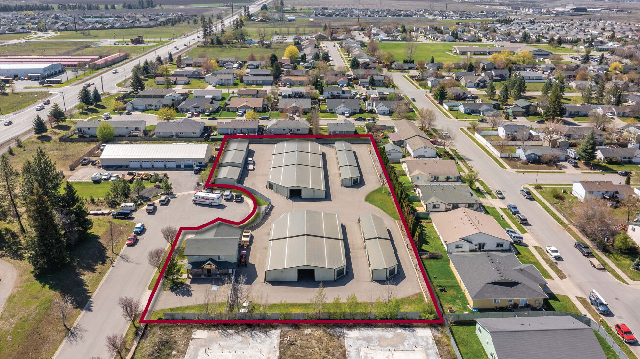 14365 N Rockwood Ct, Rathdrum, ID 83858