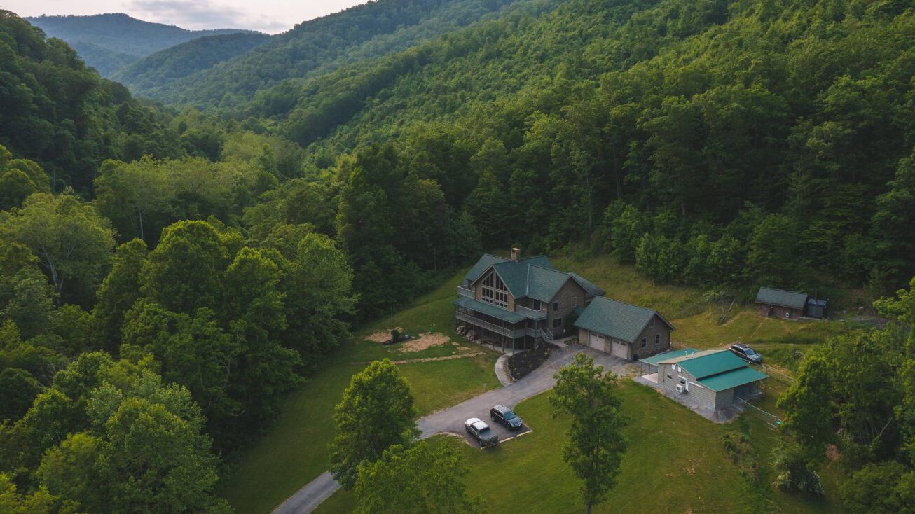 18826 Seneca Trail, HUTTONSVILLE, WV 26273