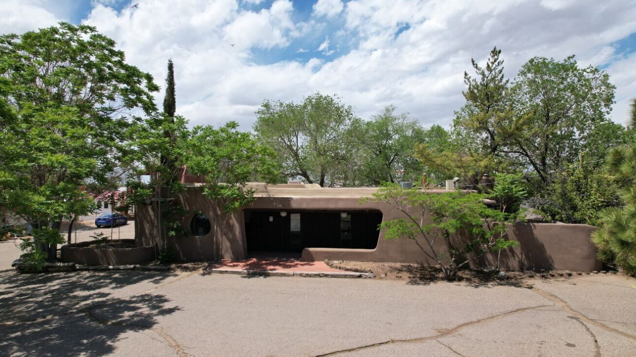 5201 Ponderosa Ave NE, Albuquerque, NM 87110