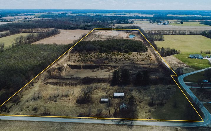 Pictures of Land property located at 60 +/- Acres North Liberty, South Bend, IN 46554 for sales - image #1