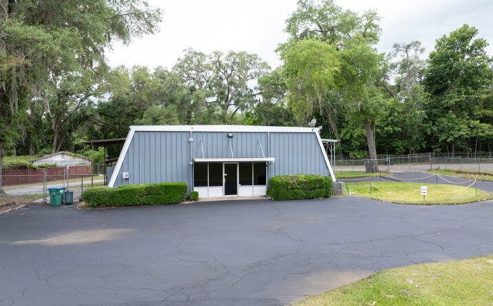 Pictures of Mixed Use, Office, Retail property located at 2832 SW Main Blvd, Lake City, FL 32025 for sales - image #1