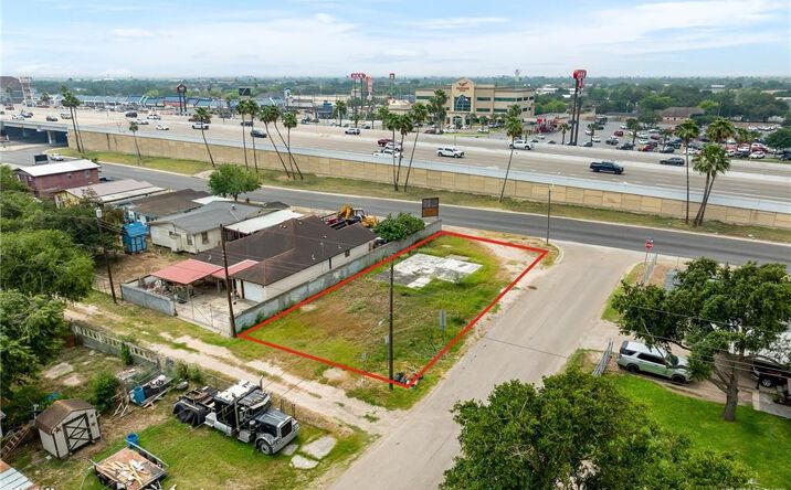 Pictures of Land property located at 1118 W Frontage Road, Alamo, TX 78516 for sales - image #1