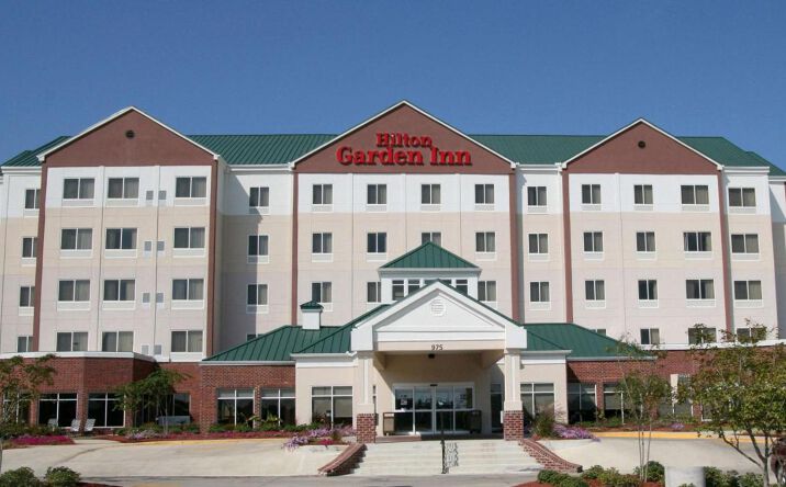 Pictures of Hospitality property located at 975 MS-12, Starkville, MS 39759 for sales - image #1